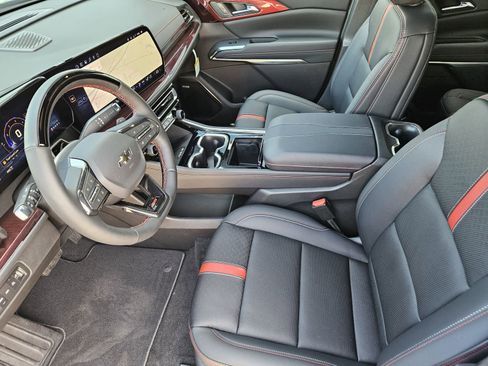 New 2026 Chevrolet Traverse RS AWD/4WD image 14