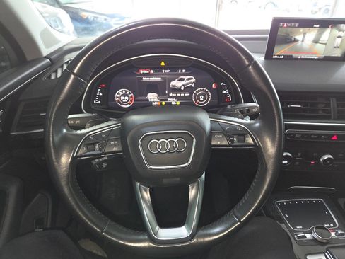 Used 2019 Audi Q7 3.0T Premium Plus AWD/4WD image 40