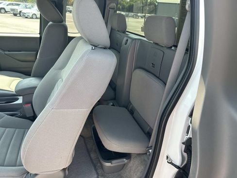 Used 2017 Nissan Frontier S RWD image 19