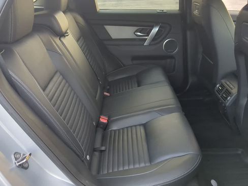 Certified 2025 Land Rover Discovery Sport Dynamic SE AWD/4WD image 21