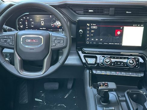New 2026 GMC Sierra 1500 AT4 w/ AT4 Premium Package AWD/4WD image 14