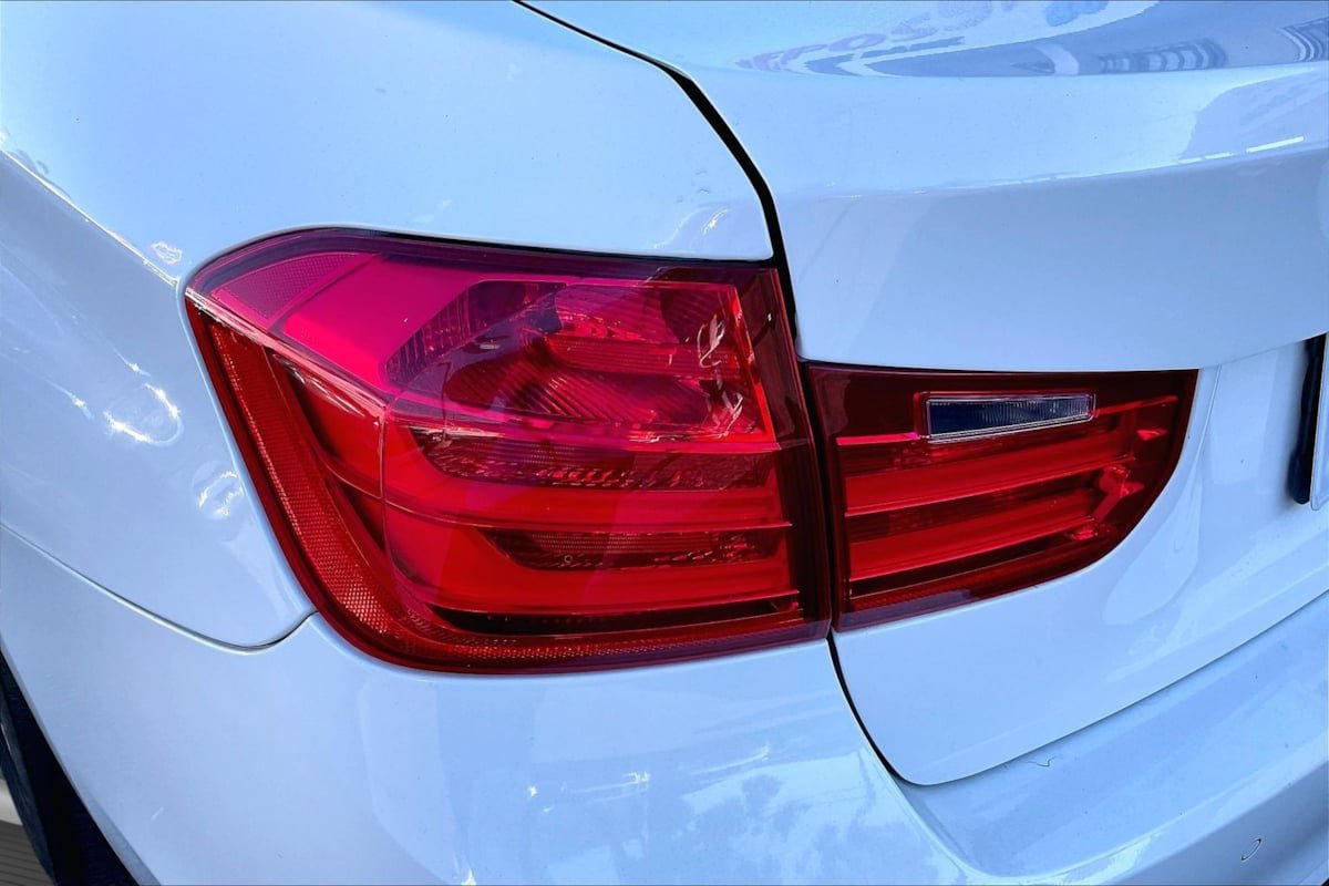 Used 2013 BMW 328i Sedan RWD image 30