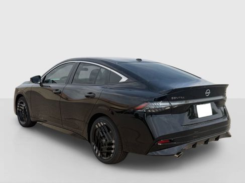 New 2026 Nissan Sentra SR image 3