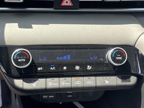 New 2026 Hyundai Elantra SEL Sport FWD image 13