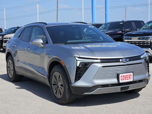 New 2026 Chevrolet Blazer EV LT w/ Midnight/Sport Edition FWD image 2