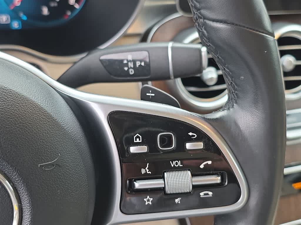 Used 2021 Mercedes-Benz GLC 300 4MATIC image 23