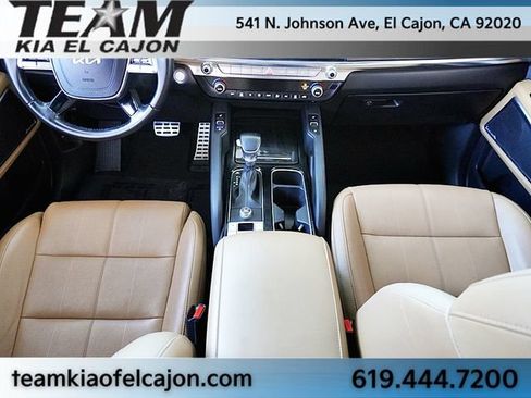 Certified 2022 Kia Telluride SX w/ Towing Package FWD image 26