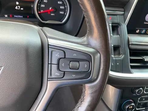 Used 2021 Chevrolet Suburban Z71 w/ Z71 Off-Road Package AWD/4WD image 12