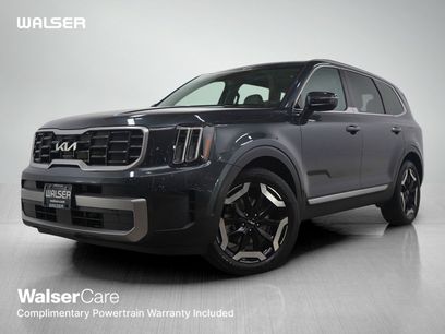 Used 2023 Kia Telluride S w/ S Sunroof Package
