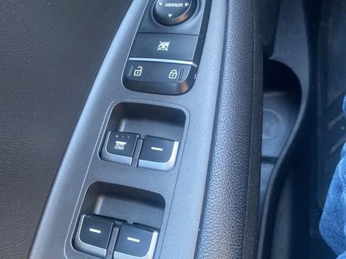 Used 2017 Kia Optima LX image 15