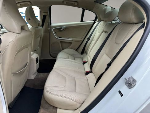 Used 2015 Volvo S60 T5 Premier image 23