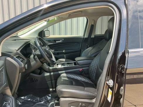 Used 2024 Ford Edge Titanium AWD/4WD image 8