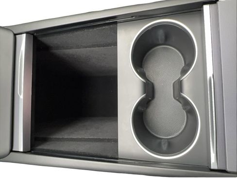Used 2026 Tesla Model Y Long Range AWD/4WD image 42