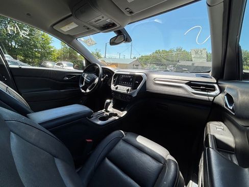 Used 2018 GMC Acadia SLT AWD/4WD image 9