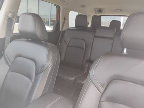 Used 2023 Nissan Pathfinder SL image 18