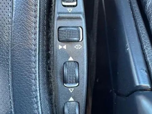 Used 2017 Mercedes-Benz G 550 image 46