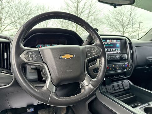 Used 2017 Chevrolet Silverado 1500 LT image 19