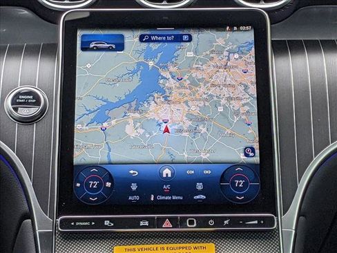 Used 2025 Mercedes-Benz GLC 300 4MATIC image 13