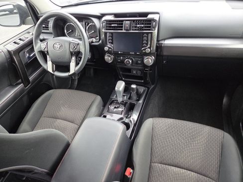 Used 2021 Toyota 4Runner TRD Off-Road AWD/4WD image 24
