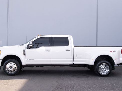 Used 2018 Ford F450 Platinum w/ Platinum Ultimate Package image 27