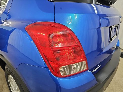 Used 2016 Chevrolet Trax LT image 38