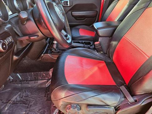 Used 2021 Jeep Wrangler Unlimited Sport image 13