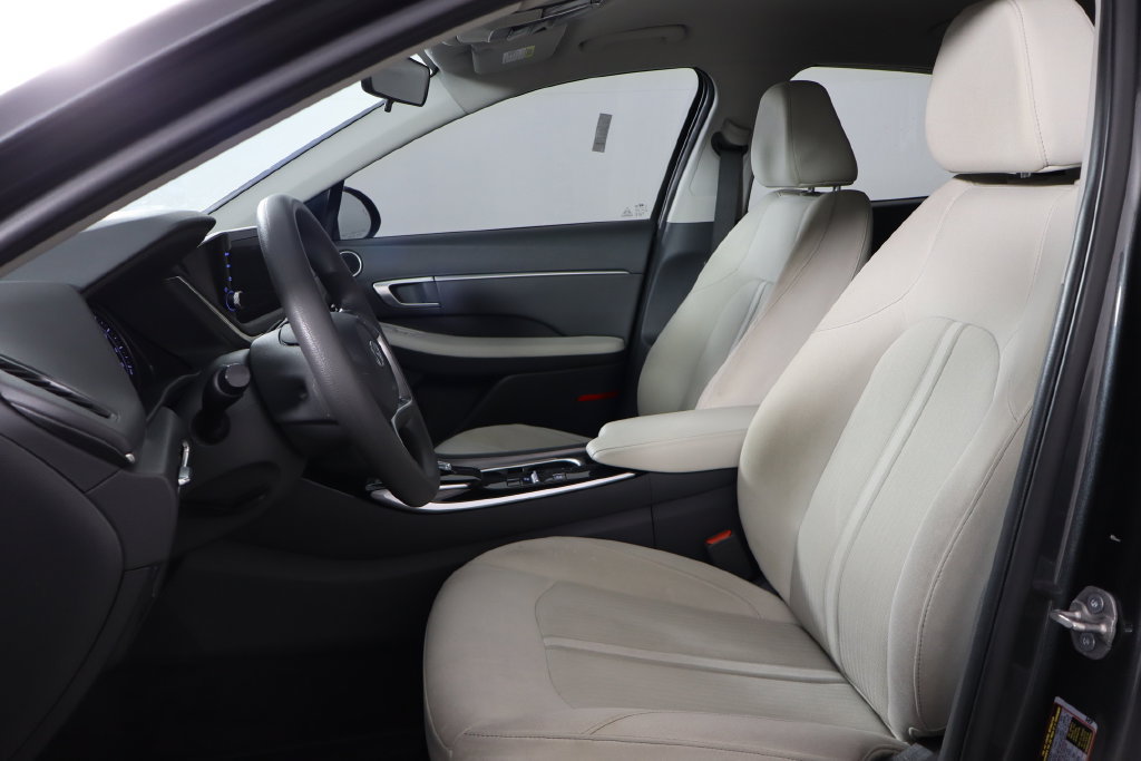 Used 2023 Hyundai Sonata SEL w/ Preferred Accessory Package FWD image 7