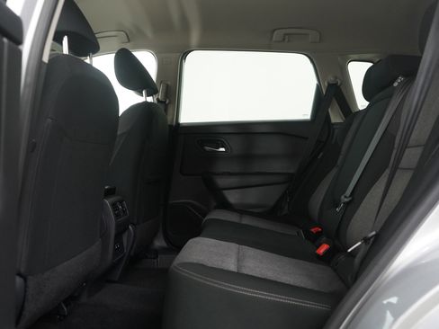 Used 2025 Nissan Rogue SV AWD/4WD image 20