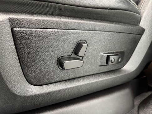 Used 2024 RAM 2500 Laramie image 15