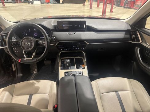 Used 2024 MAZDA CX-90 Plug-In Hybrid w/ Premium Pkg AWD/4WD image 40