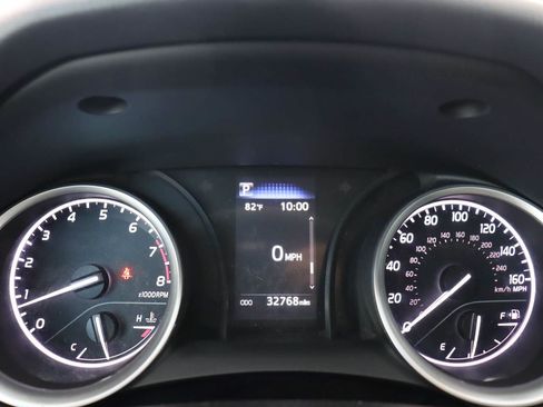 Used 2024 Toyota Camry LE FWD image 10
