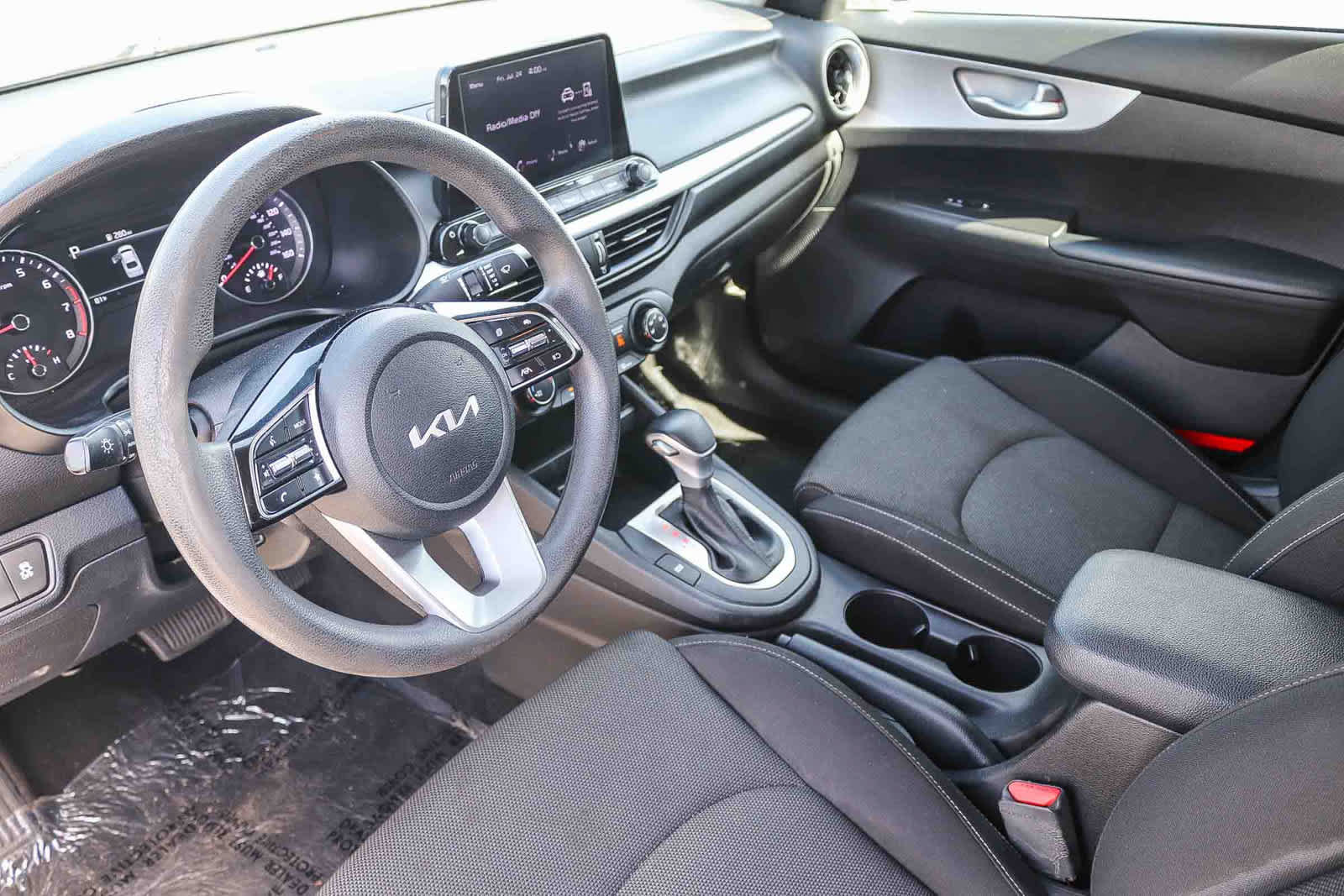 Used 2022 Kia Forte Sedan FWD image 17