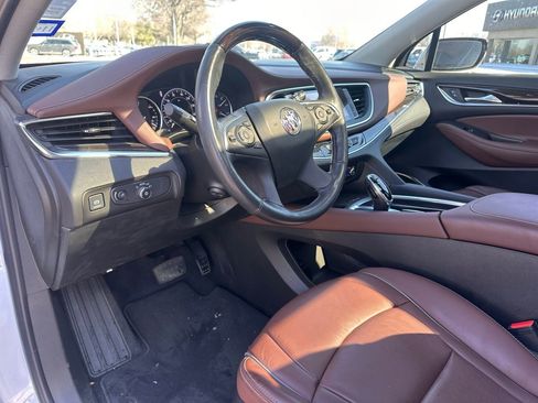 Used 2021 Buick Enclave Avenir image 26