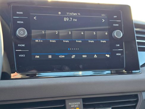 New 2026 Volkswagen Jetta SE FWD image 26