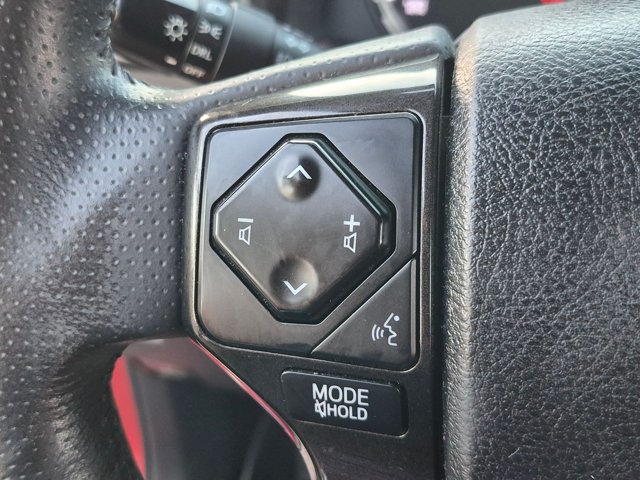 Used 2021 Toyota 4Runner TRD Off-Road Premium AWD/4WD image 15
