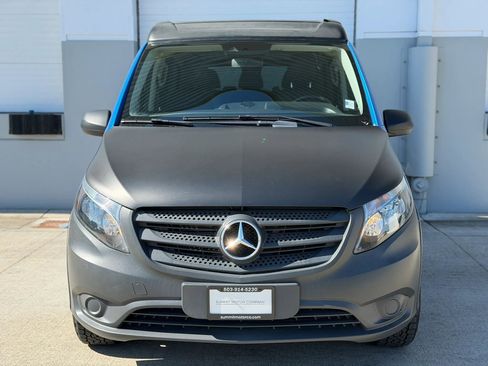 Used 2020 Mercedes-Benz Metris Passenger image 9