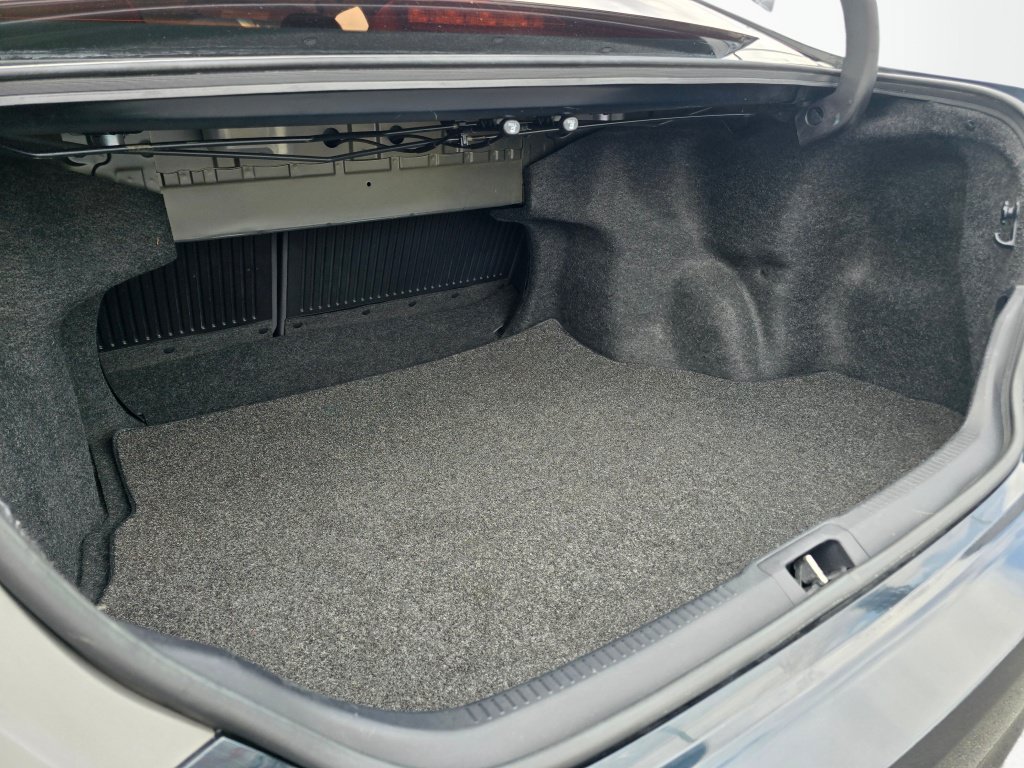 Used 2017 Toyota Camry SE FWD image 22