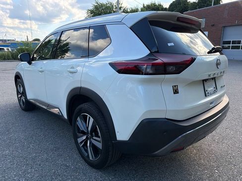 Used 2023 Nissan Rogue SL w/ SL Premium Package AWD/4WD image 4