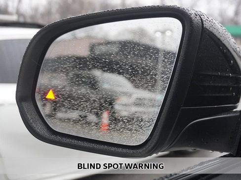 Used 2021 Mercedes-Benz GLS 580 4MATIC w/ Exclusive Trim Package image 8