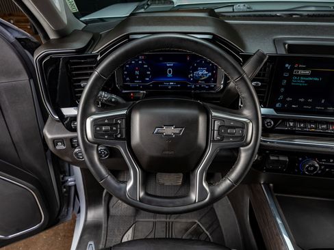 Used 2024 Chevrolet Silverado 2500 LTZ w/ LTZ Plus Package image 19