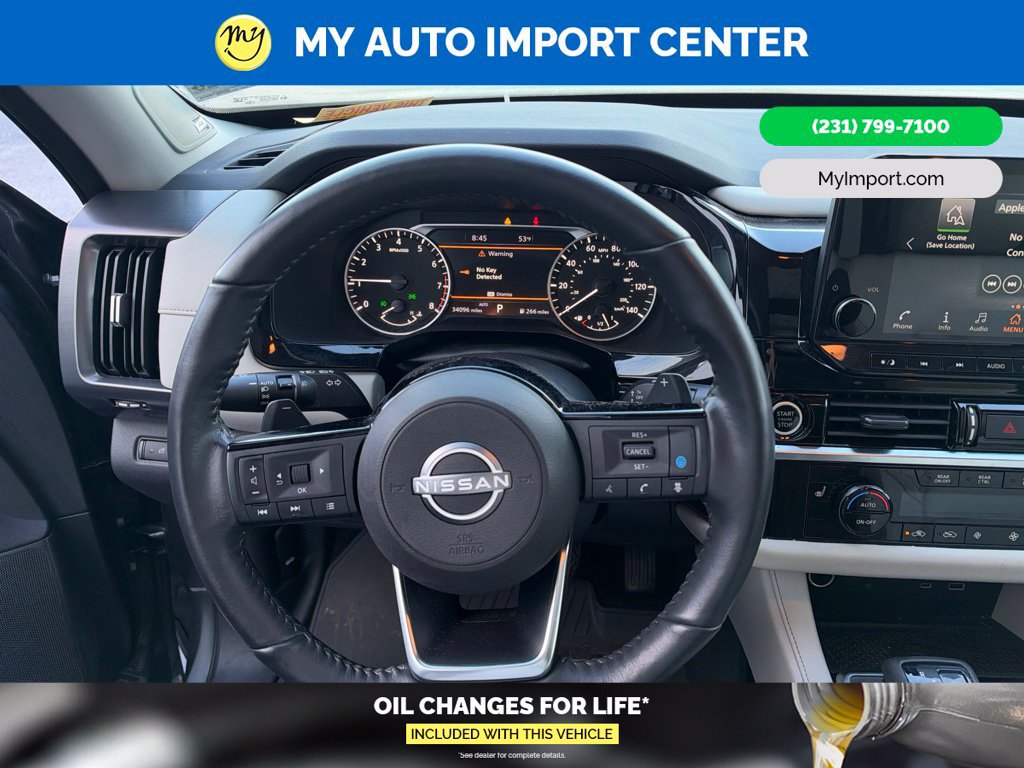 Used 2024 Nissan Pathfinder SL w/ SL Premium Package AWD/4WD image 13