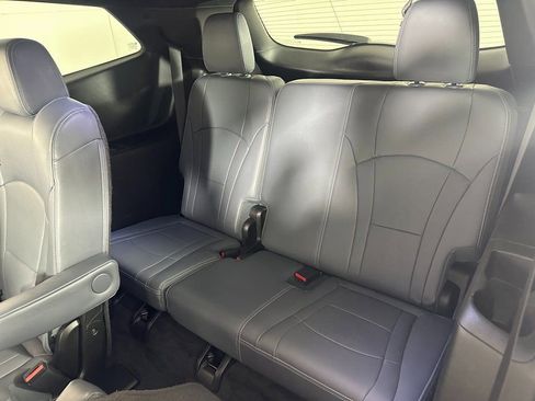 Used 2023 Buick Enclave Essence w/ Experience Buick Package image 26