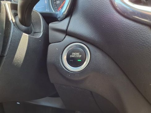 Used 2023 Chevrolet Equinox LT FWD image 55