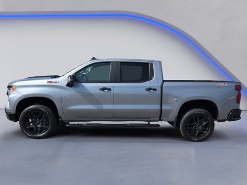 Used 2026 Chevrolet Silverado 1500 LT Trail Boss w/ LT Trail Boss Premium Package AWD/4WD image 3