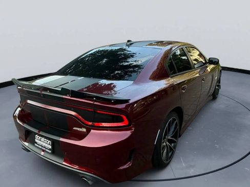 Used 2018 Dodge Charger R/T Scat Pack RWD image 11
