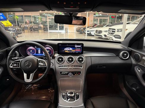 Used 2020 Mercedes-Benz C 300 Sedan image 10