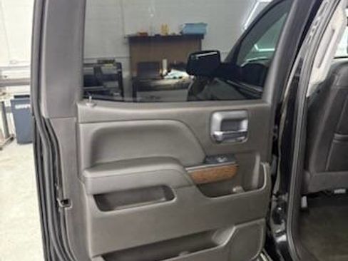 Used 2018 GMC Sierra 1500 Denali w/ Denali Ultimate Package image 17