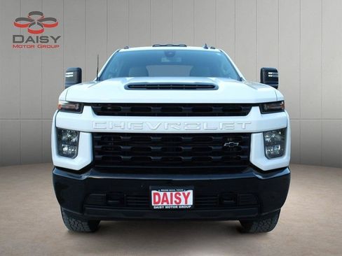 Used 2023 Chevrolet Silverado 2500 Custom w/ Custom Value Package AWD/4WD image 2