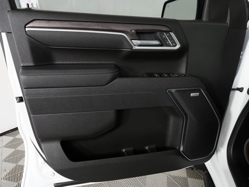 Used 2025 Chevrolet Silverado 1500 LTZ w/ LTZ Premium Texas Edition image 15