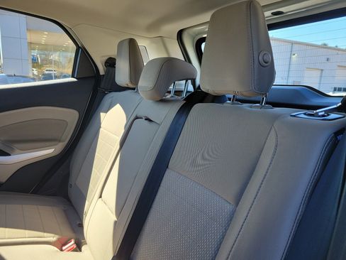 Used 2021 Ford EcoSport S image 9